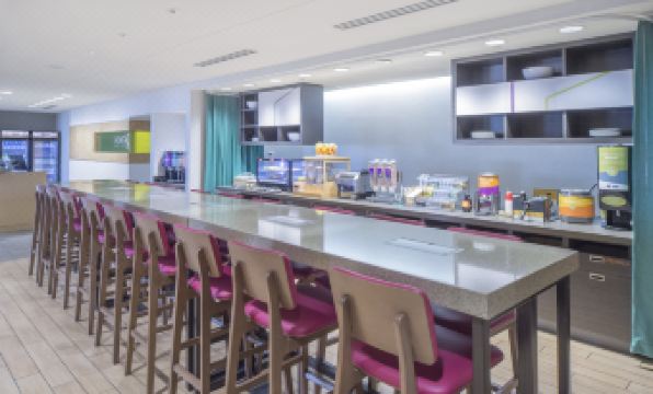Home2 Suites by Hilton Saratoga Malta