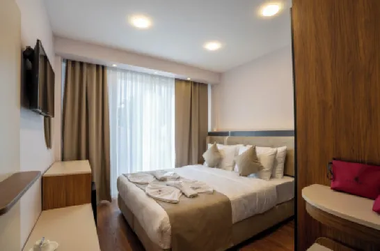 Navoris Hotel Hotels near حديقة جولهانة