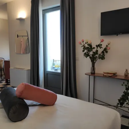 1940 Luxury Accommodations - Suite Onice