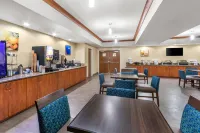 Comfort Inn & Suites Thatcher - Safford Hotels in Thatcher