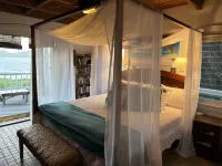 Blue Pearl Villa, St John Usvi-Ocean View, Private Pool, Backup Power, AC, Gated Hotels in Central