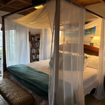 Blue Pearl Villa, St John Usvi-Ocean View, Private Pool, Backup Power, AC, Gated