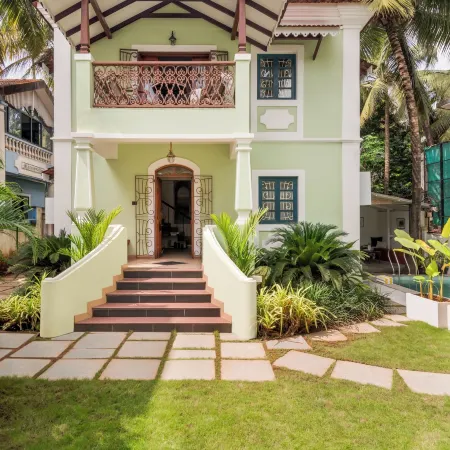 Sanctuary by RÊVE Escapes - Premium 3 BHK Villa Near Morjim Beach
