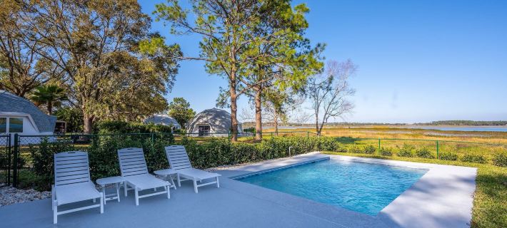 Sumner Lake House 2 Bedrooms Hotels in Clermont