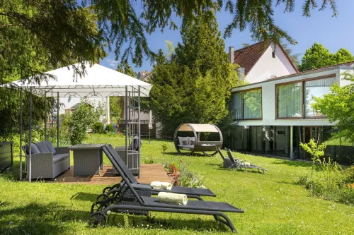 約翰尼特克羅伊茨羅曼蒂克飯店