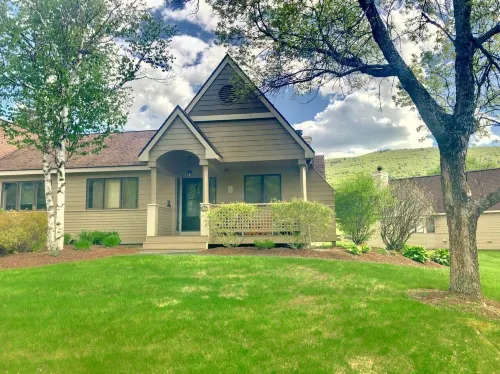 Fv36 Sunny and Homey Fairway Village Townhome Right on the Mount Washington Hotel Golf Course AC! - Villas