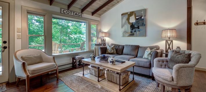 Mountain Laurel Tree House Hotels in Highlands