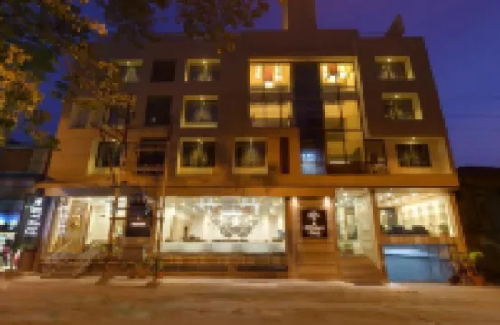 Hotel Silver Oak Near Ambabai Temple Kolhapur