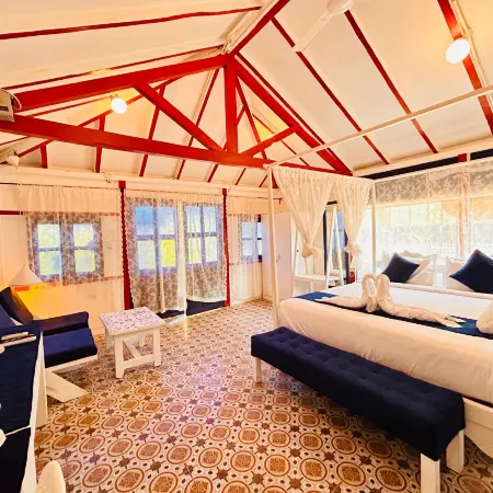 Hibis Hotels and Resorts