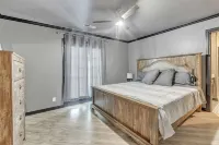 Spacious, Newly Remodeled Home Near I-35 in Edmond