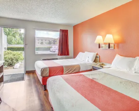 Motel 6 Medford, or - North Hotels in Medford