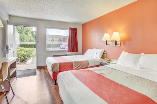 Motel 6 Medford, or - North Hotel di 