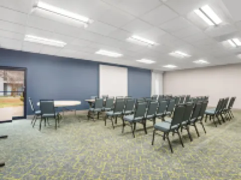 Spark by Hilton Bettendorf Quad Cities Hotels in Bettendorf