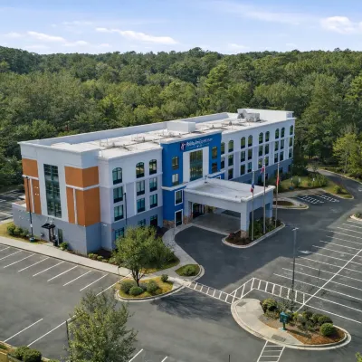 Holiday Inn Express & Suites RALEIGH WEST - LENOVO CENTER by IHG Hotels near PNC Arena