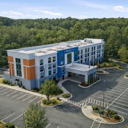 Holiday Inn Express & Suites RALEIGH WEST - LENOVO CENTER by IHG