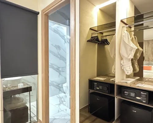 Athens the L7 STR - Luxury Boutique Collection Hotel Zimmer Photos