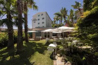 HOTEL COMBARRO - ที่มีที่จอดรถ