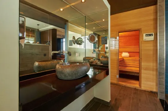 Van der Valk Hotel Sneek Photos