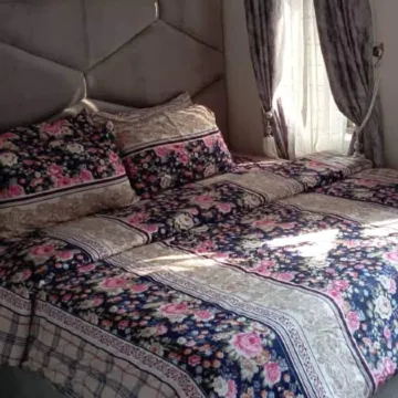 Apartment Sleeps 4 with Free Parking