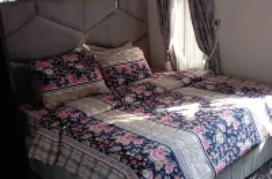 Apartment Sleeps 4 with Free Parking