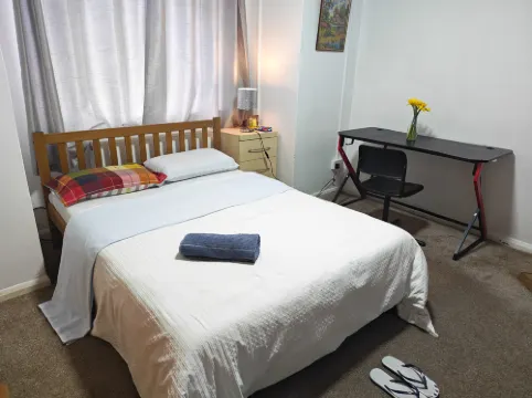 Cozy Private Guest Room in Central Banbury - Perfect Rest Spot