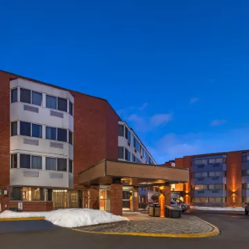 Best Western Plus Ottawa City Centre Hotels near Rideau Canal
