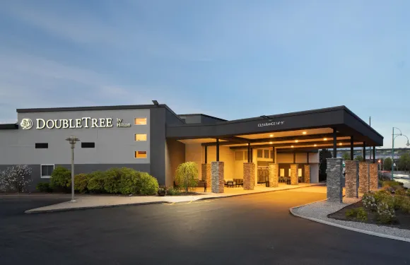 普羅維登斯機場希爾頓DoubleTree酒店