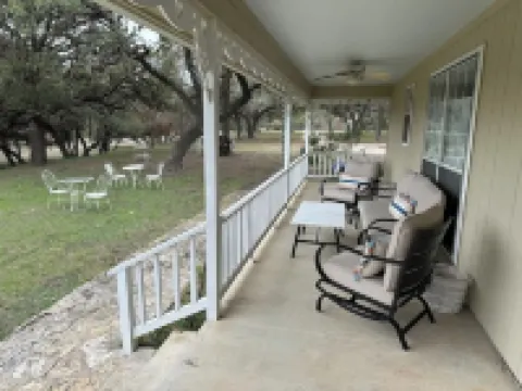 StunningHome on the Blanco River