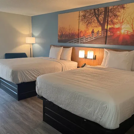 Days Inn & Suites by Wyndham Festus