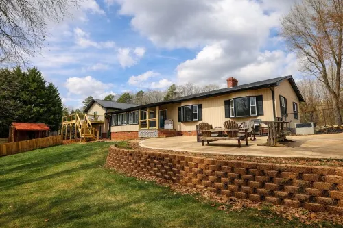 High Rock Lakefront Duplex Retreat Private Dock Quiet Cove Sleeps 7