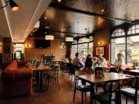 The White Star Tavern Hotels near Westgate