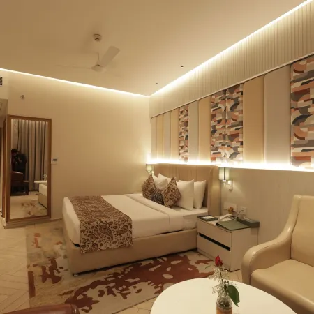 Chinmay Hotel & Resort