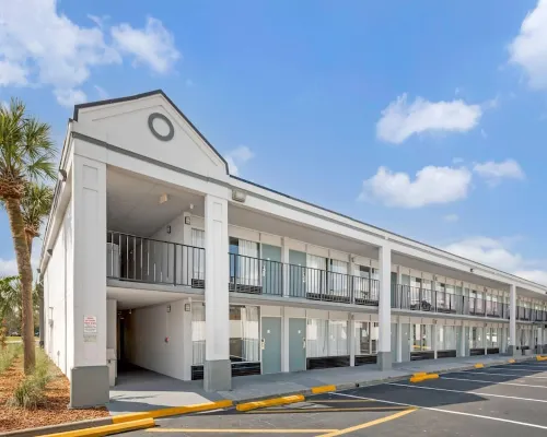 Rodeway Inn Orange Park - Jacksonville Near Naval Air Station Hotels in Clay County