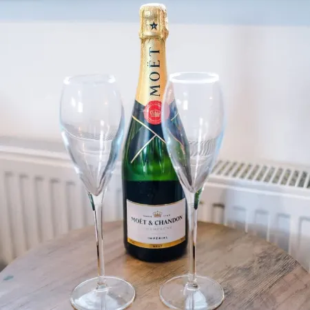 New Stunning Flat Perfect for Business Sleeps 3