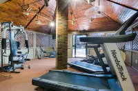 Clarion Inn - Gym