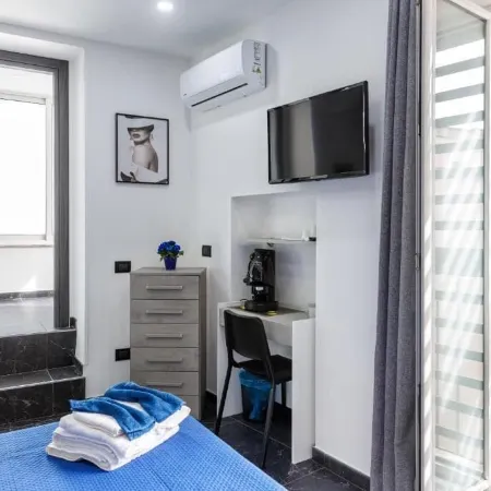 Dogana Rooms