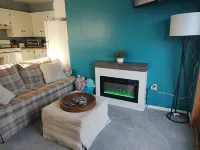 Cozy 1 bedroom cottage walking distance to Lake Michigan & downtown!