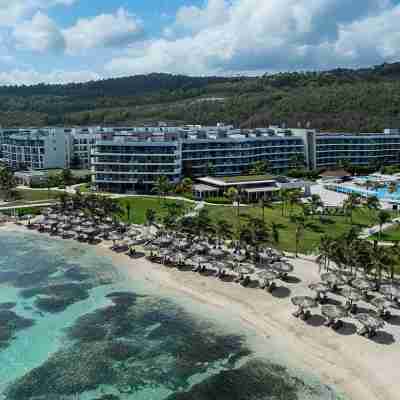 Ocean Coral Spring Resort - All Inclusive Hotel Exterior