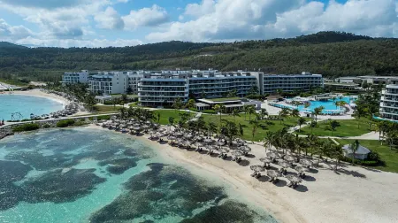 Ocean Coral Spring Resort - All Inclusive