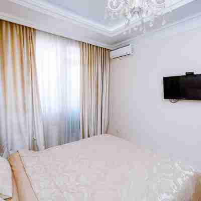 Panoramic city view 1BD spacious flat Rooms