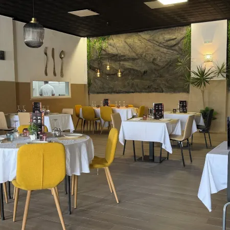 Hotel Bennington Отели в г. Эльче