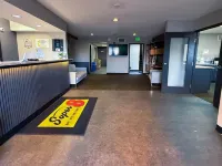 Super 8 by Wyndham Windsor Hotels in Windsor