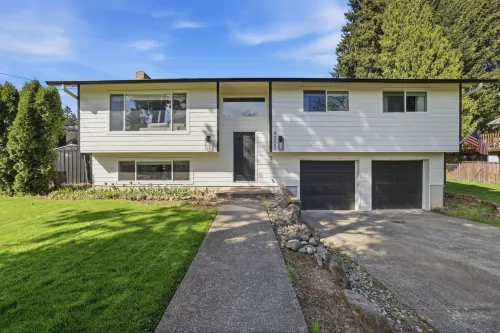 Family Get Away Fireplace Near Columbia River 4 Bedroom Home - balcony
