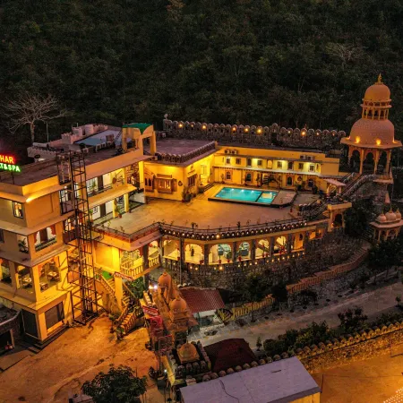 Gulmohar Retreat And Spa