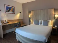 The Originals City, Hôtel le Sextant, Toulouse Sud Hotels in Labege
