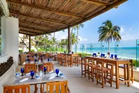 Grand Velas Riviera Maya - All Inclusive - Breakfast