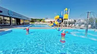 Soleo Family Resort - Beach