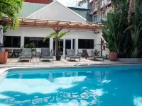 Ibis Styles Cayenne Centre Amazonia - piscina