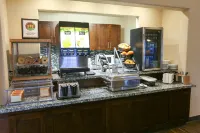 PRAIRIE CREST CALGARY AIRPORT by IHG - พร้อมอาหารเช้า