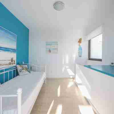 Adelos Maisonette Near Vouliagmeni Beach Rooms
